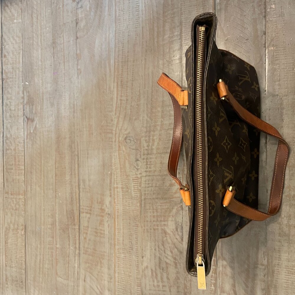 💖 Louis Vuitton Purse – Pre-Loved & Full of Love 💖 - Picture 9 of 15